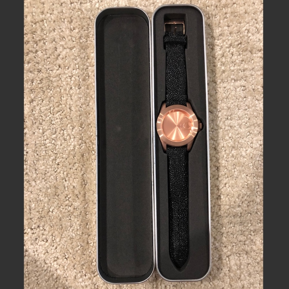 Becomb Faceless Watch